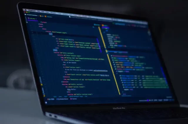 The Dos and Don'ts of Website Migration 3 Computer Codes